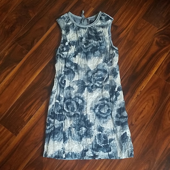 ❄❄❄Ann Taylor Watercolor Floral Crinkle dress - Picture 3 of 5